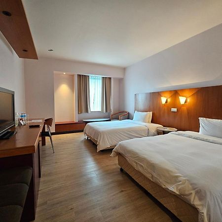 Parkcity Everly Hotel Bintulu Eksteriør bilde