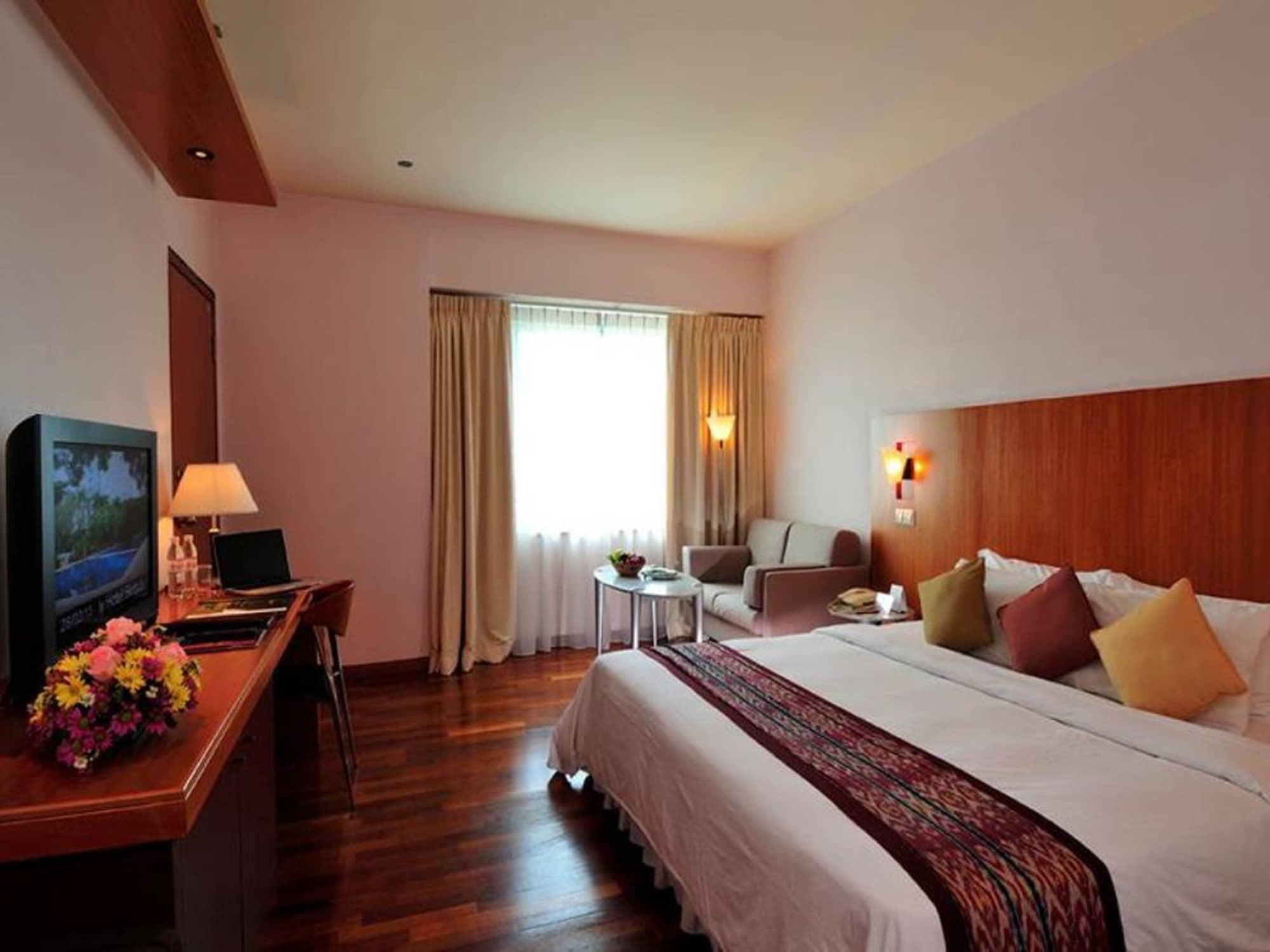 Parkcity Everly Hotel Bintulu Eksteriør bilde