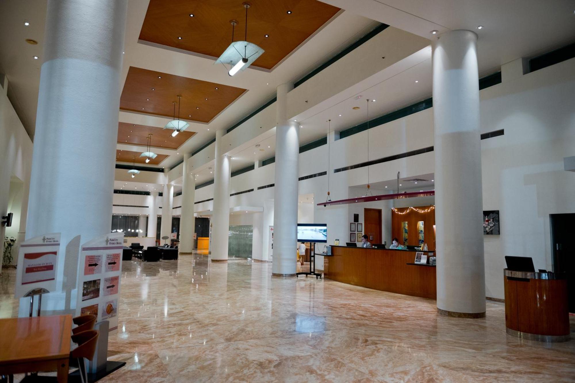 Parkcity Everly Hotel Bintulu Eksteriør bilde