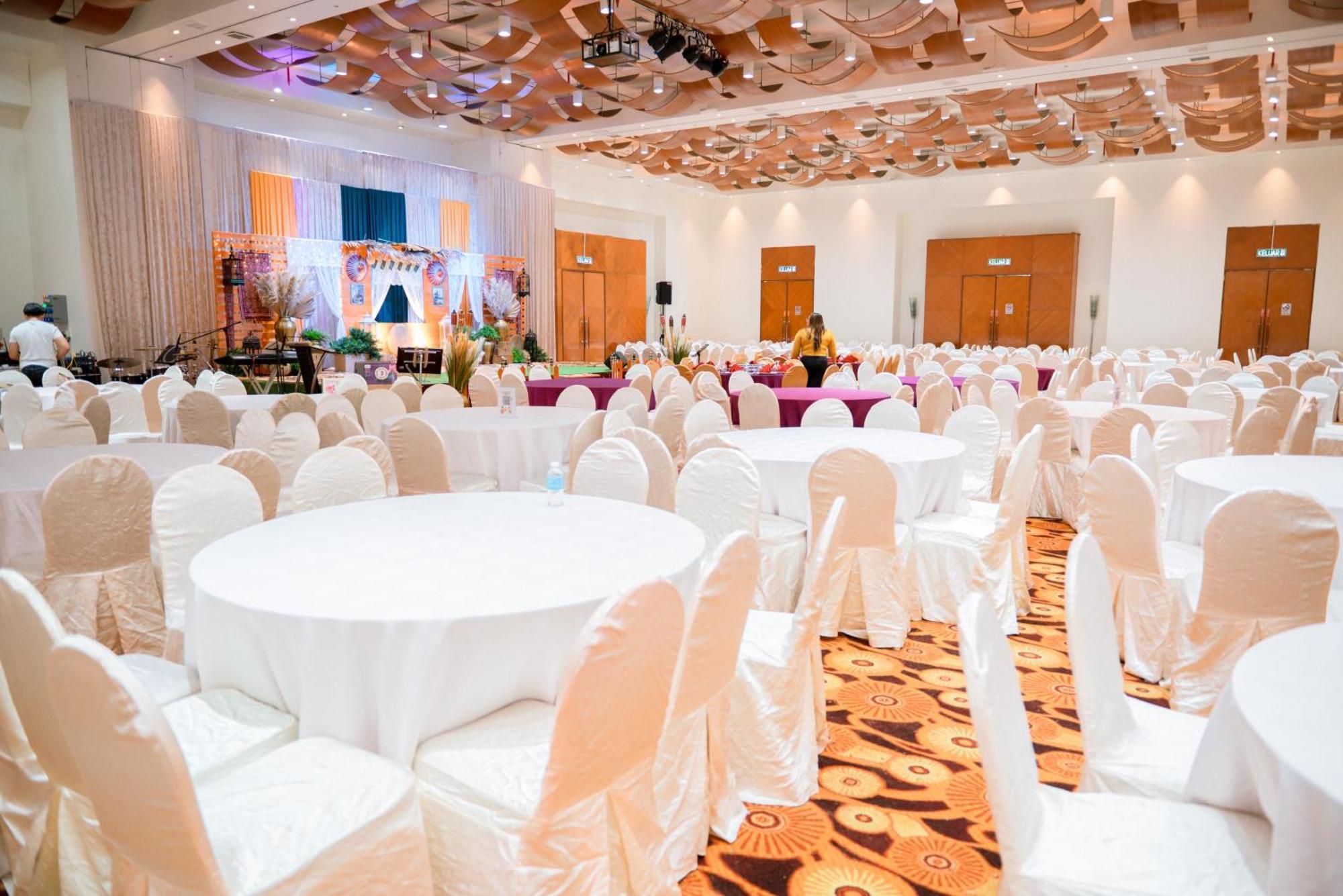 Parkcity Everly Hotel Bintulu Eksteriør bilde