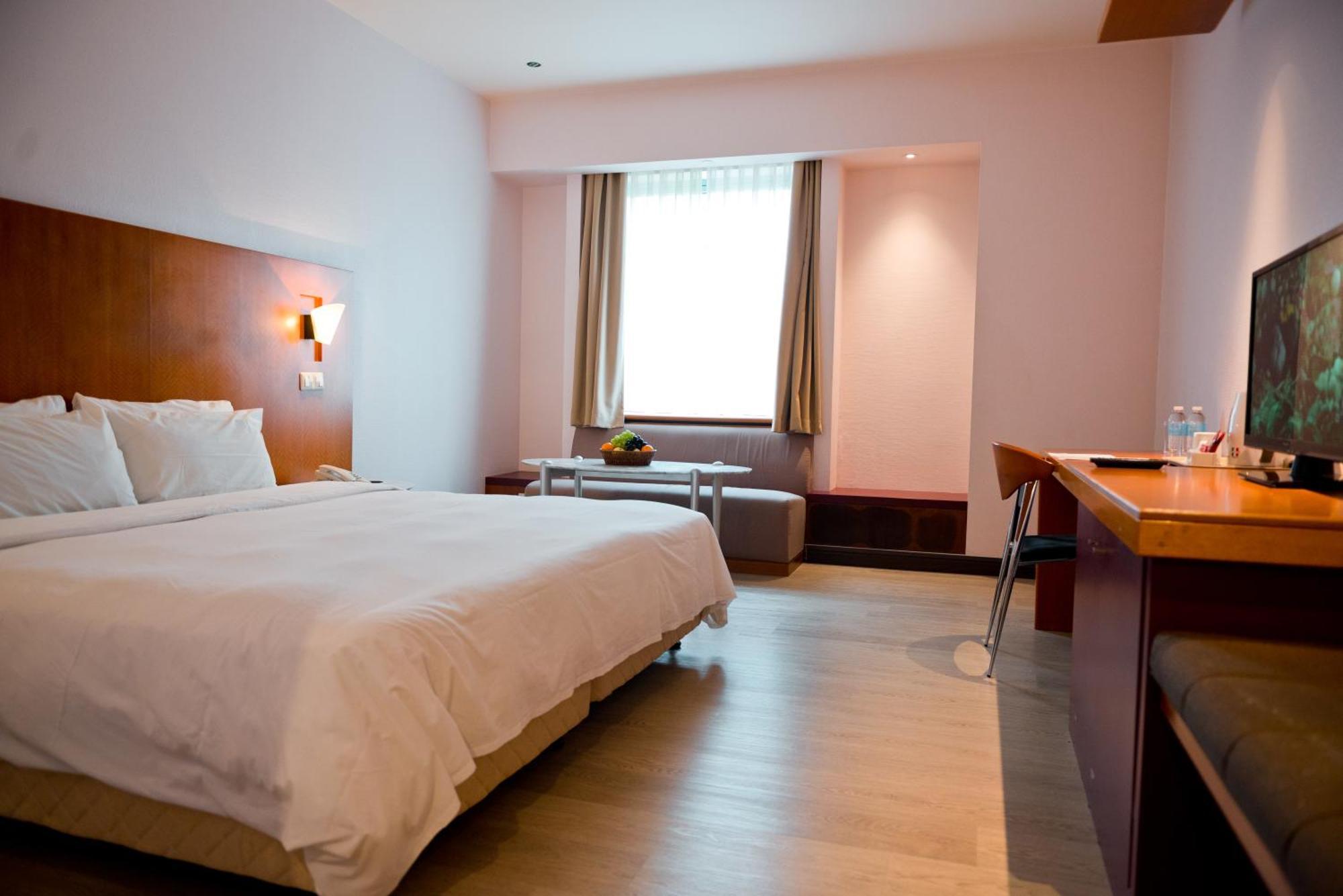 Parkcity Everly Hotel Bintulu Eksteriør bilde