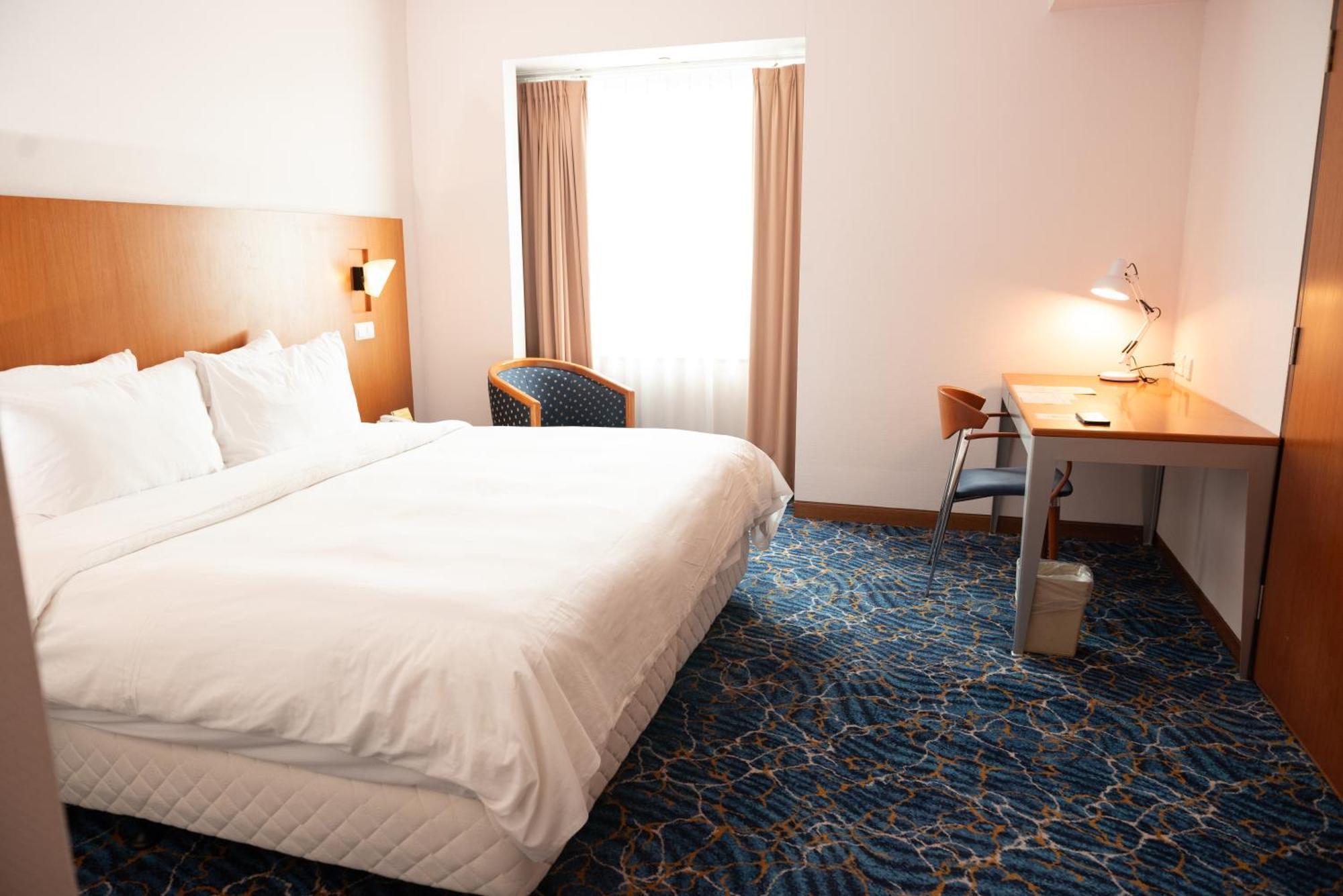 Parkcity Everly Hotel Bintulu Eksteriør bilde